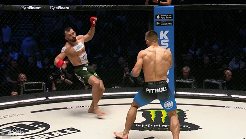 Srogie kopnięcie na głowę! Artur Szczepaniak znokautował Igora Michaliszyna na KSW 105!