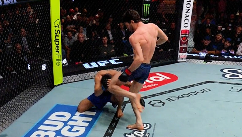 Dyskwalifikacja! Ilimbek Akylbek Uulu pokonał faworyzowanego Mahammadaliego Osmanli na UFC Vegas
