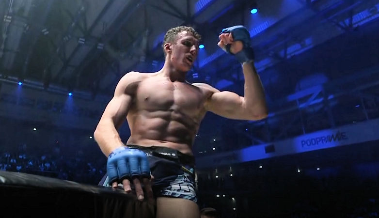 Igor Włodarczyk wytarł matę Welissonem Paivą, dominując rywala na KSW 122